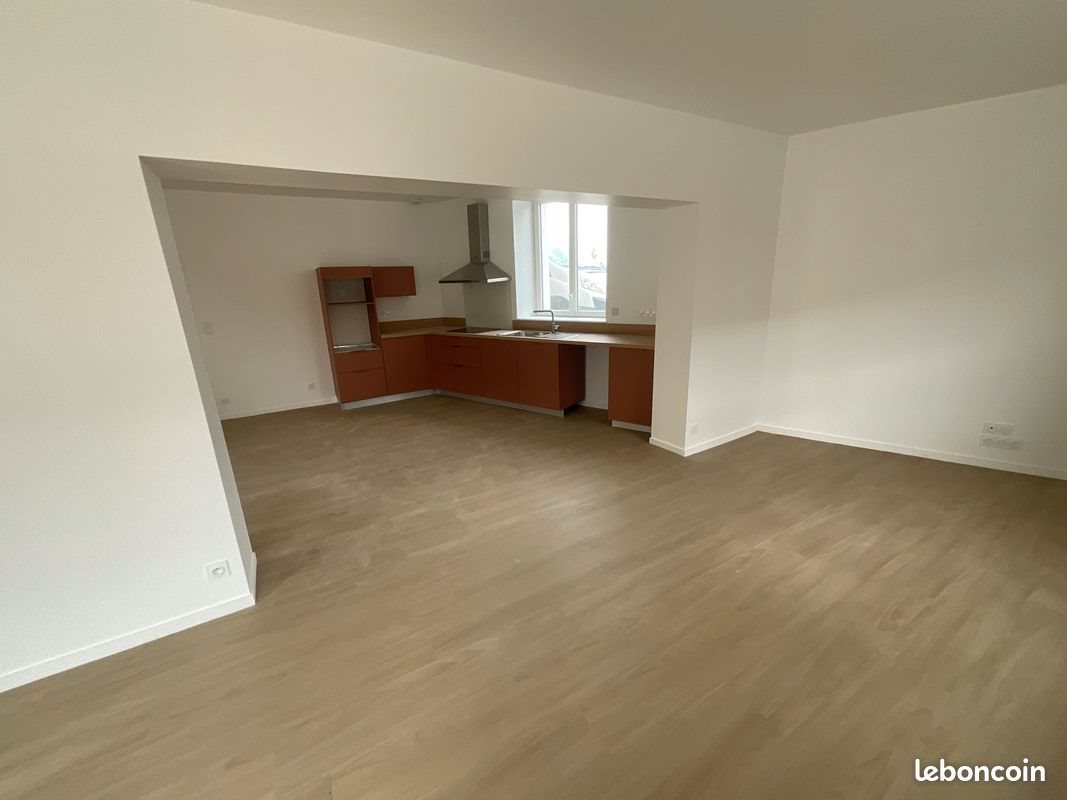 Appartement à louer, 116m², Villedieu-les-Poêles
