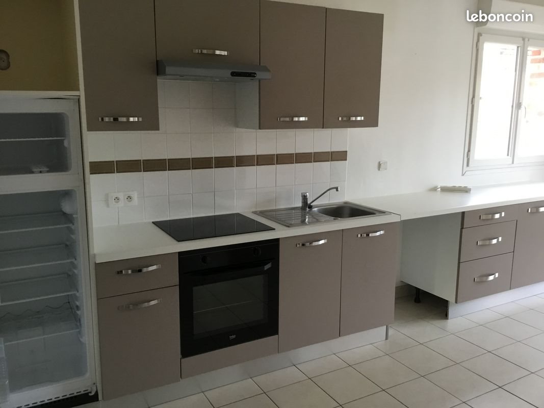 Maison à louer, 120m², Viry-Noureuil