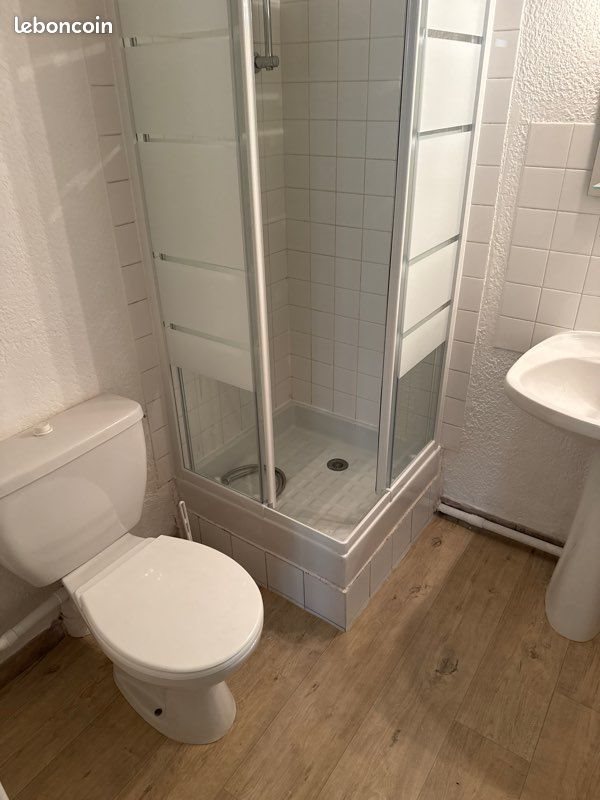 Appartement à louer, 33m², Nîmes