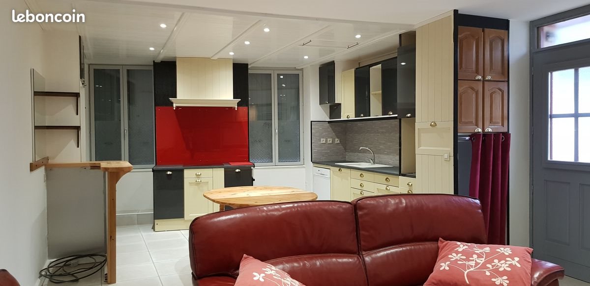 Maison à louer, 90m², Barbezieux-Saint-Hilaire