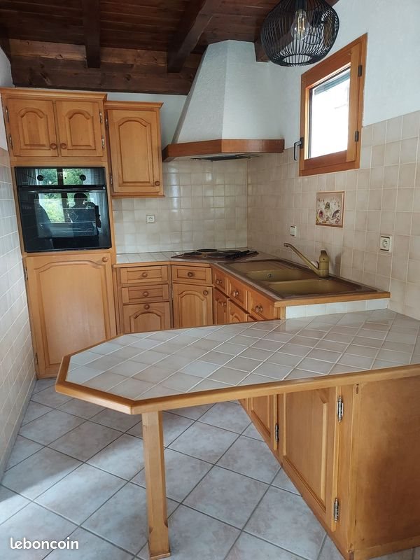Maison à louer, 24m², Entre-deux-Guiers