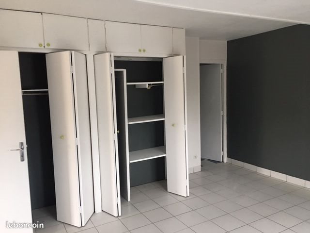Appartement à louer, 55m², Garancières