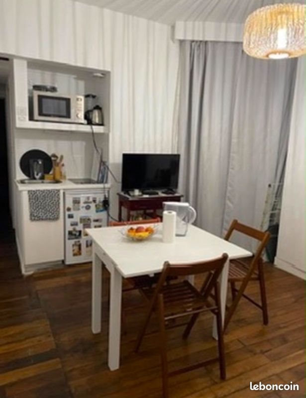 Appartement à louer, 29m², Paris 17ème