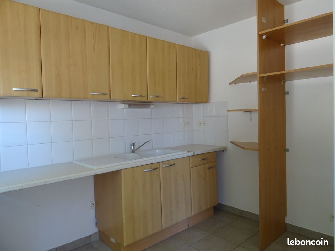 Maison à louer, 71m², Nègrepelisse