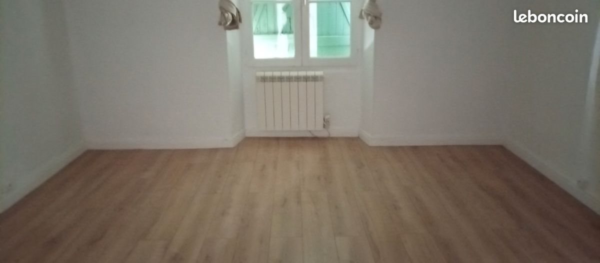 Appartement à louer, 50m², Lacanche