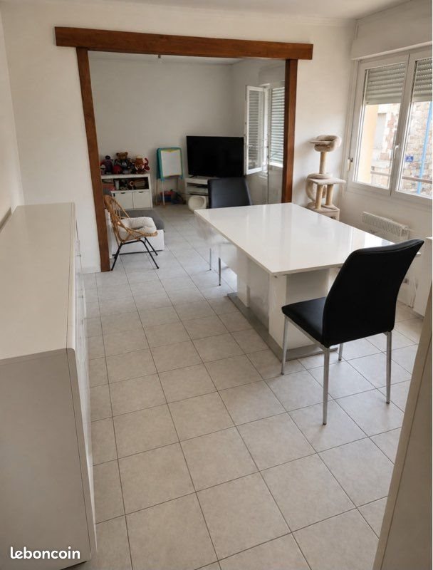 Maison à louer, 75m², Maubert-Fontaine