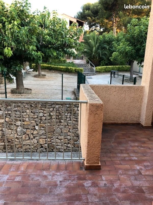Appartement à louer, 30m², Sanary-sur-Mer