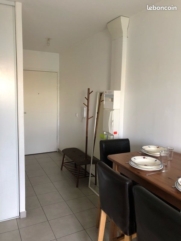 Appartement à louer, 21m², Vénissieux