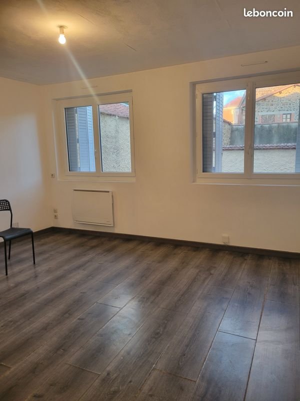 Appartement à louer, 27m², Saint-Symphorien-sur-Coise