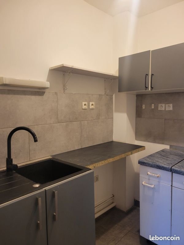 Appartement à louer, 27m², Saint-Symphorien-sur-Coise