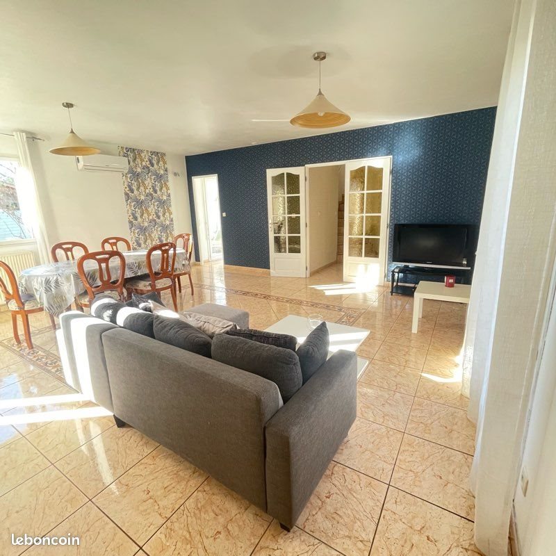 Maison à louer, 150m², Saint-Priest