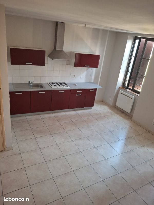 Appartement à louer, 60m², Luzech