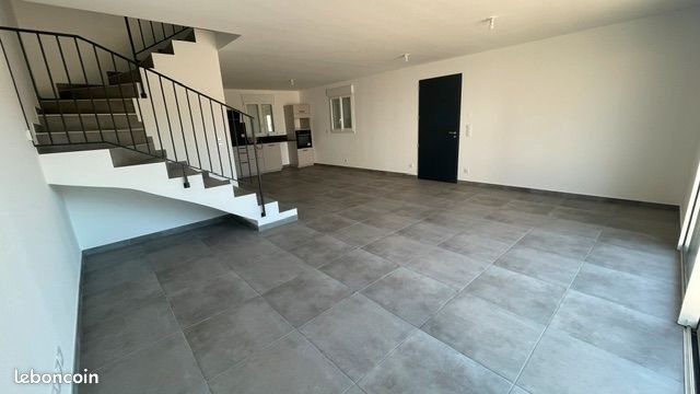 Maison à louer, 103m², Fayence