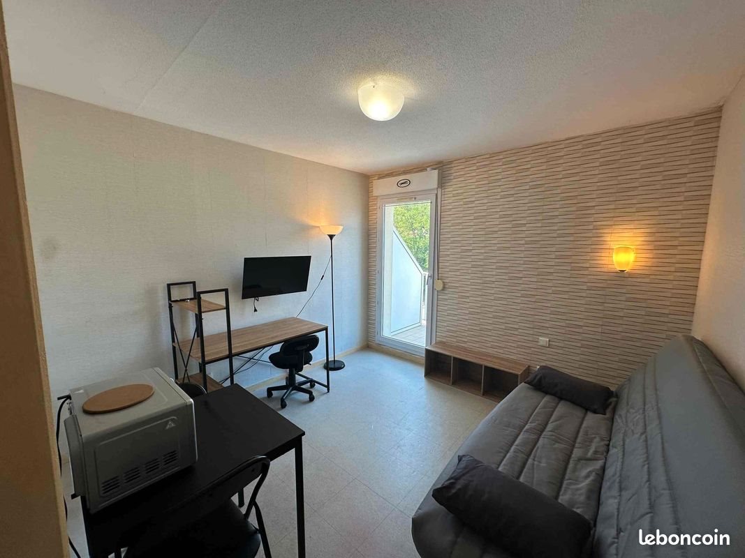 Appartement à louer, 18m², Le Creusot
