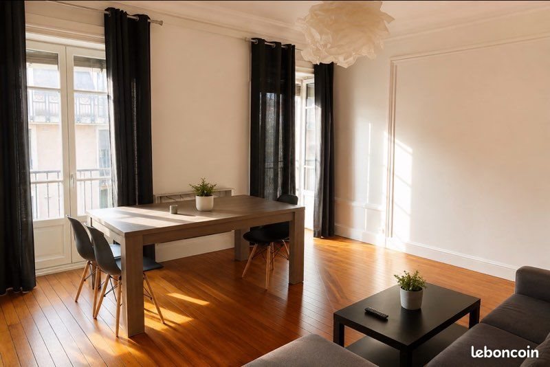 Appartement à louer, 80m², Lyon 7ème