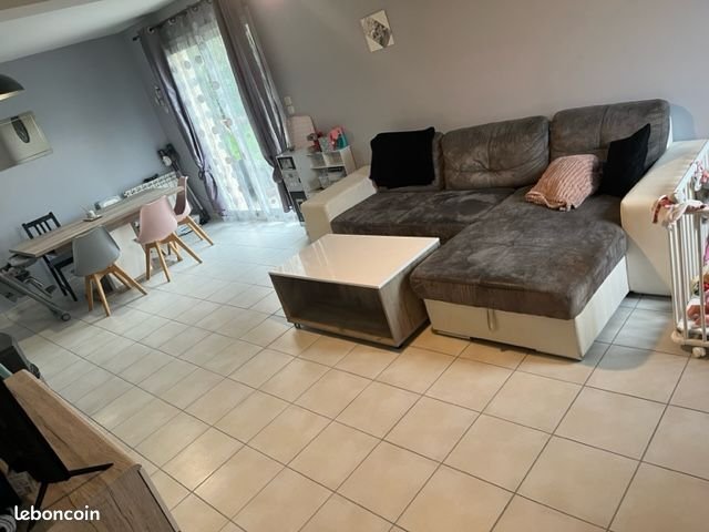 Maison à louer, 95m², Cairon