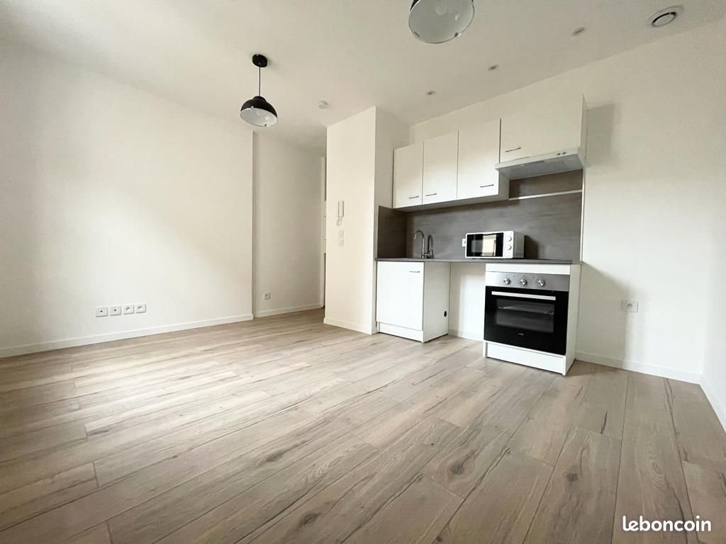 Appartement à louer, 19m², Labruguière