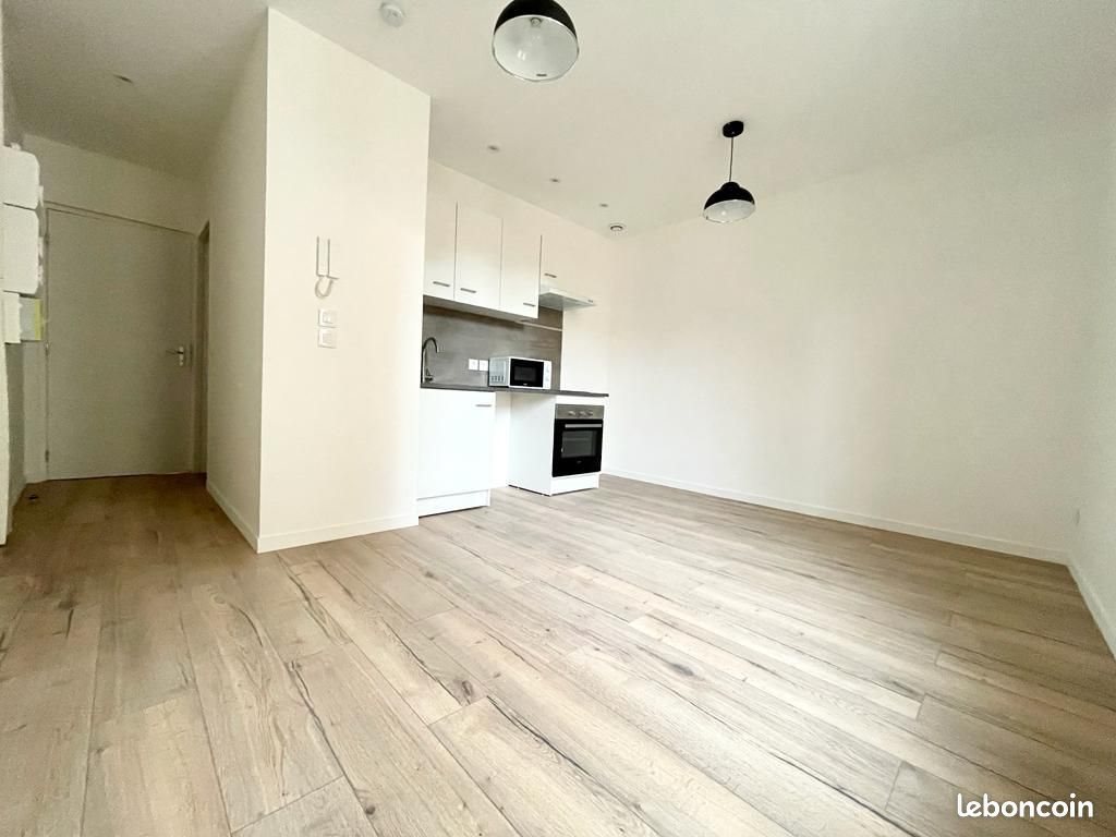 Appartement à louer, 19m², Labruguière