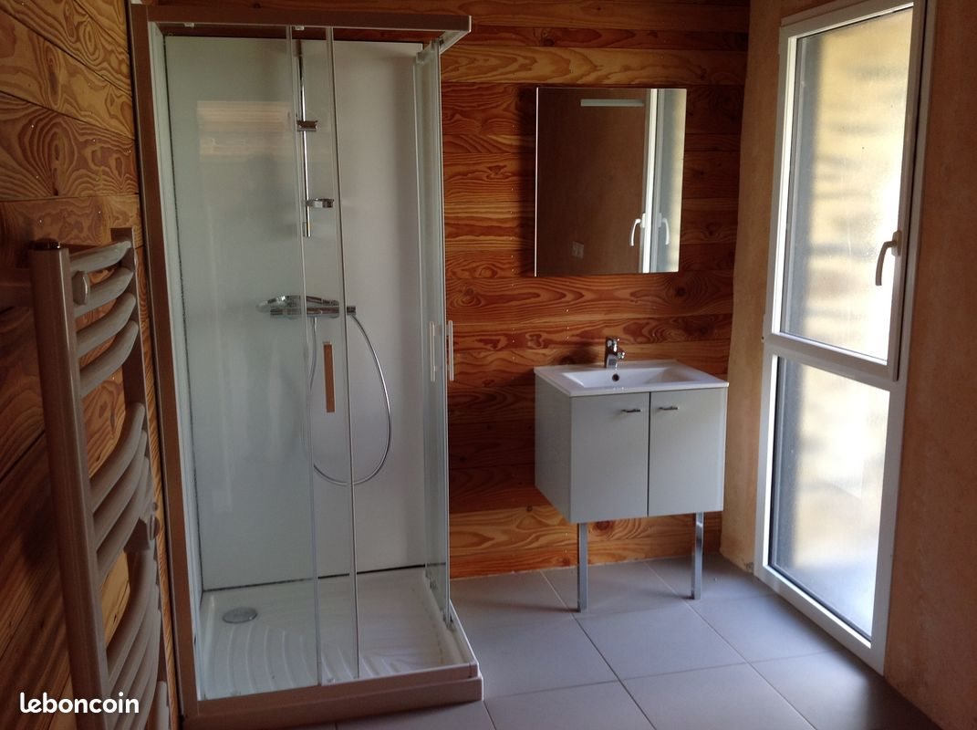 Maison à louer, 96m², Gouézec
