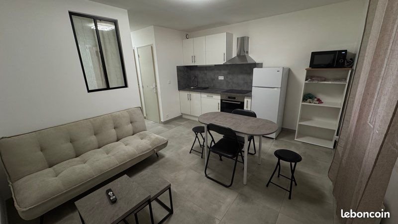 Appartement à louer, 32m², Forcalquier