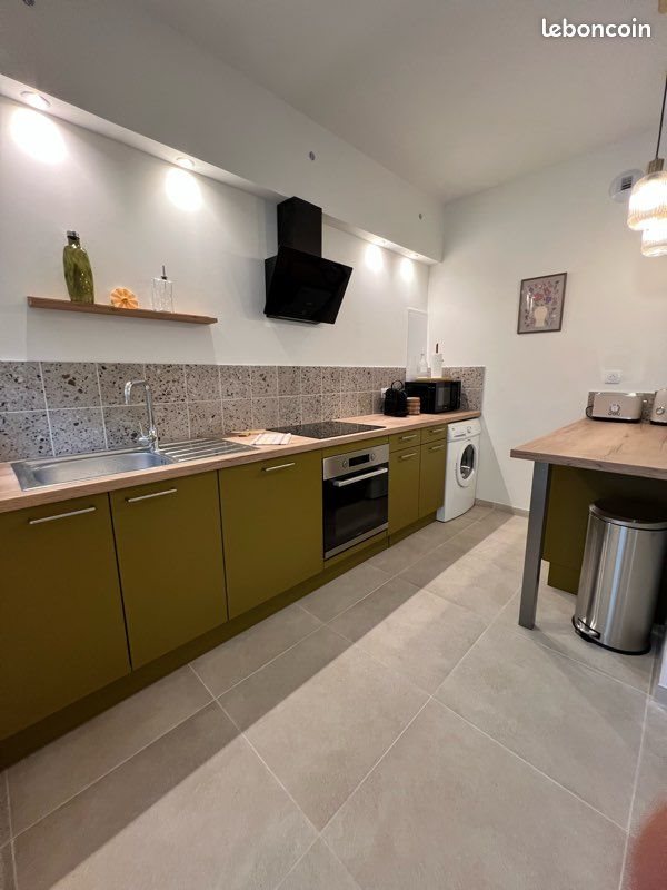 Appartement à louer, 55m², Nîmes