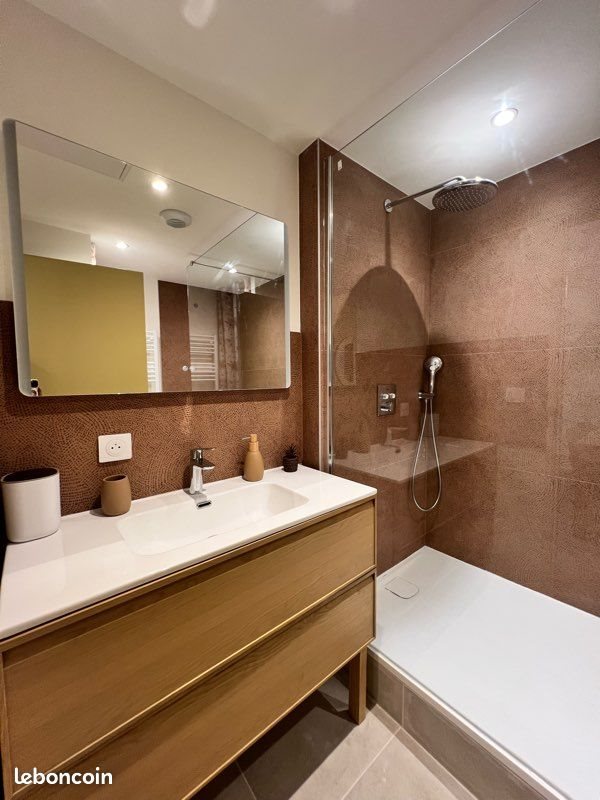 Appartement à louer, 55m², Nîmes
