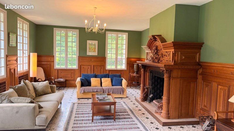 Maison à louer, 210m², La Feuillie