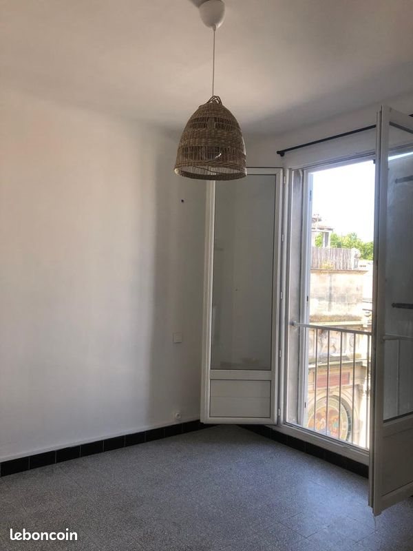Appartement à louer, 40m², Arles
