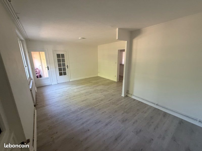 Appartement à louer, 69m², Roanne