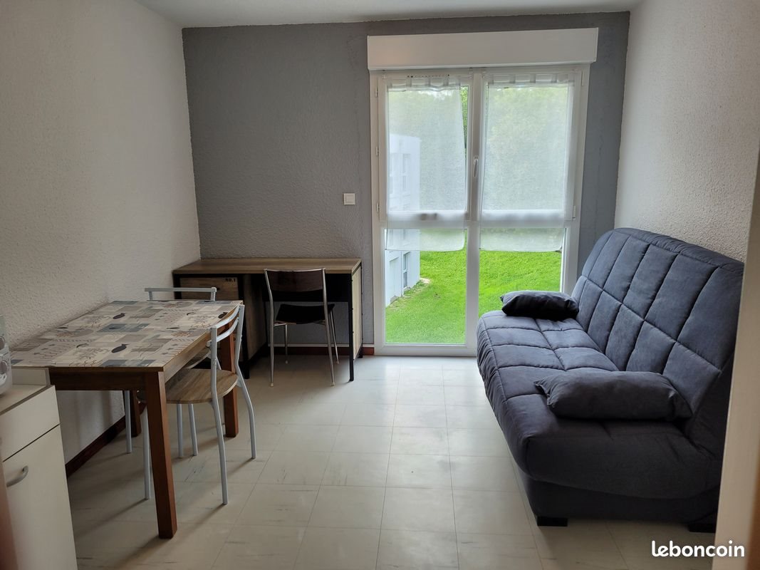 Appartement à louer, 18m², Saint-Nazaire