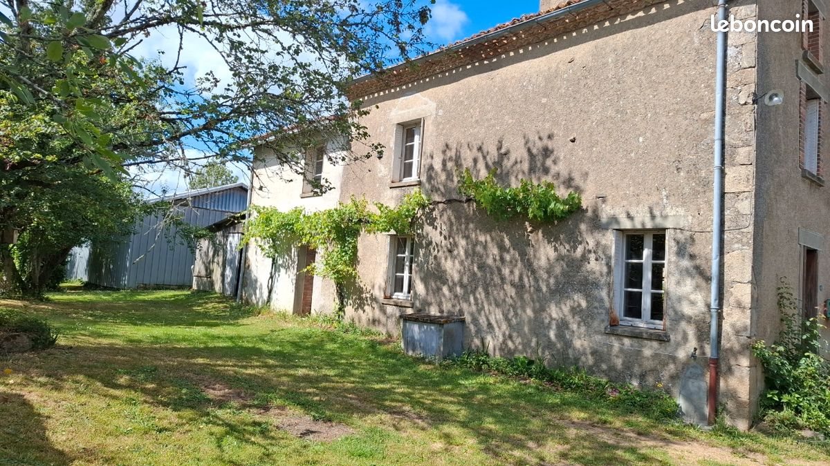 Maison à vendre, 165m², Saint-Martial-sur-Isop