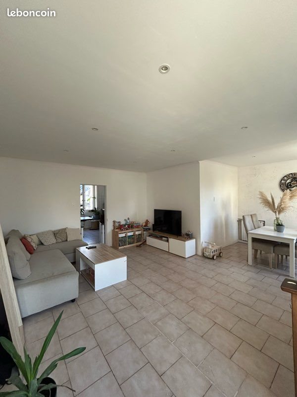 Maison à louer, 98m², Saint-Christophe-sur-le-Nais