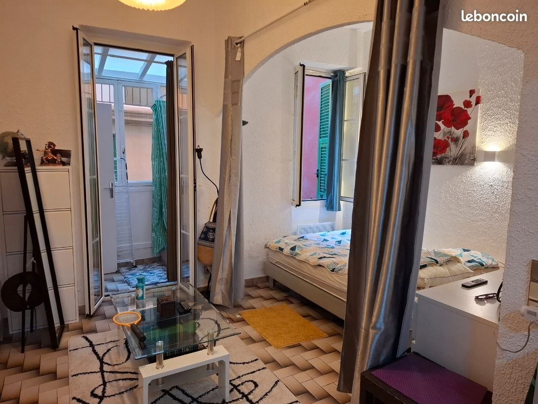 Appartement à louer, 29m², Beausoleil