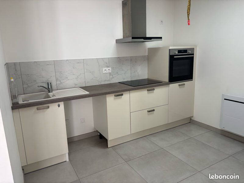 Maison à louer, 65m², Abbaretz