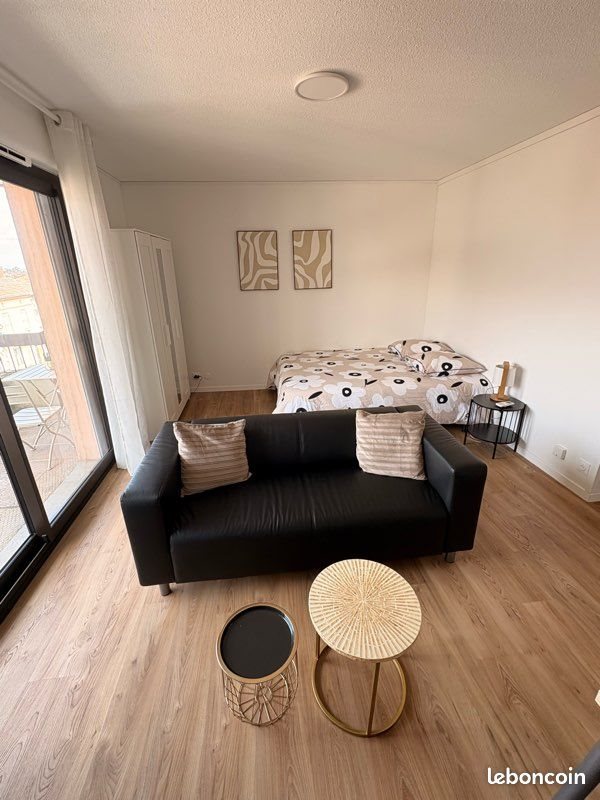 Appartement à louer, 27m², Montauban