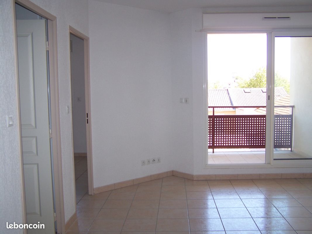 Appartement à louer, 43m², Miramas