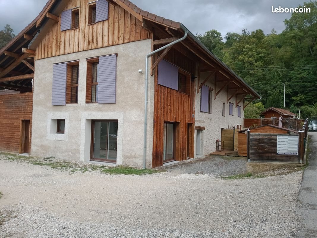 Appartement à louer, 73m², Yenne