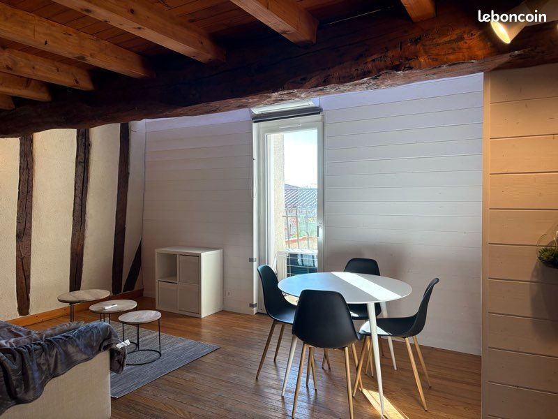Appartement à louer, 45m², Revel