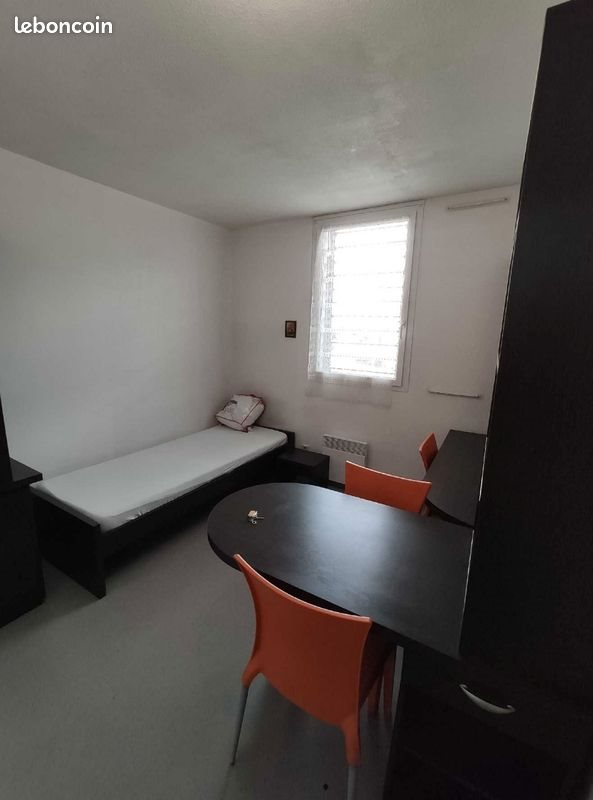 Appartement à louer, 18m², Nîmes