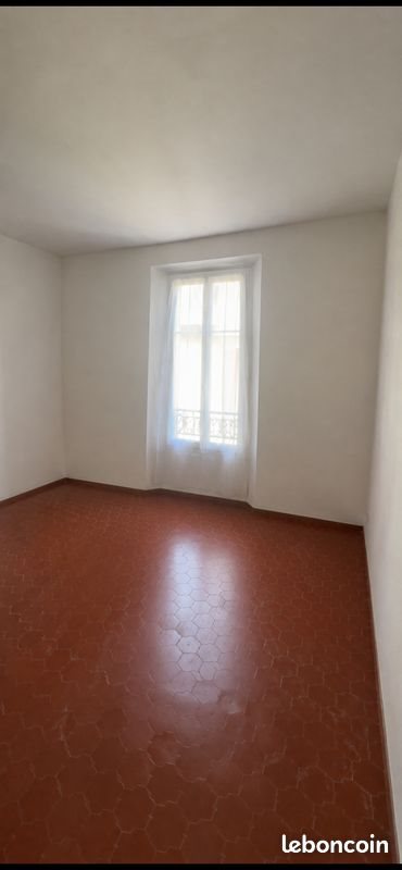 Appartement à louer, 32m², Salernes