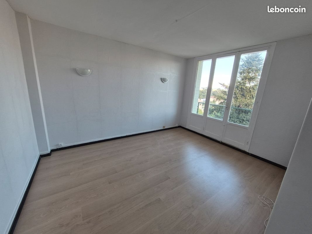 Appartement à vendre, 43m², Pont-Saint-Esprit
