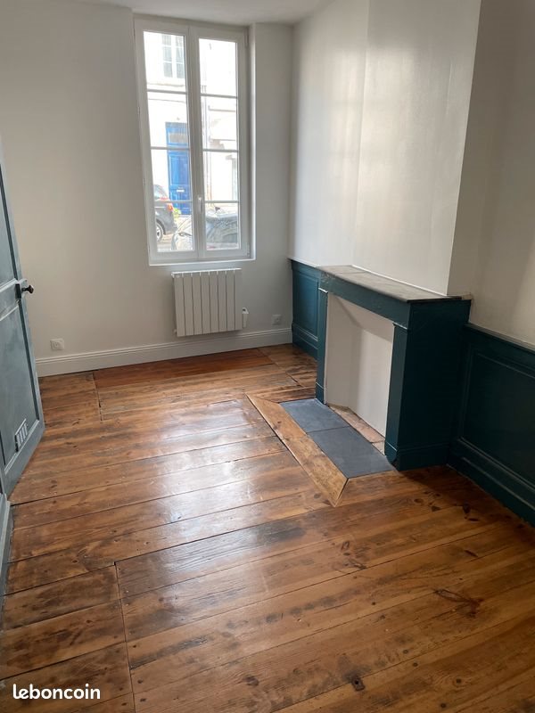 Appartement à louer, 40m², Rochefort