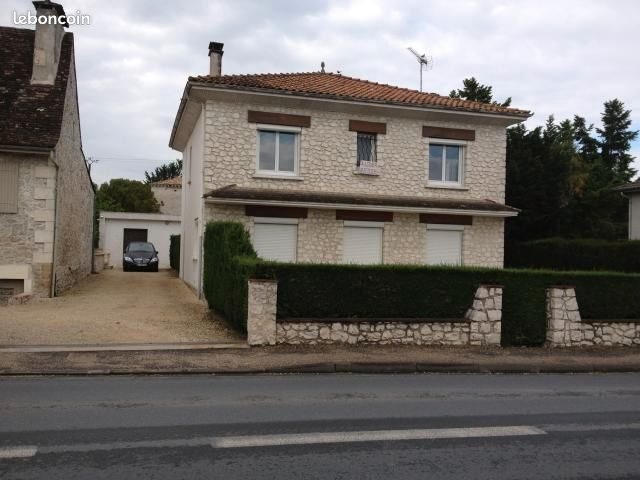 Maison à louer, 180m², Le Fleix
