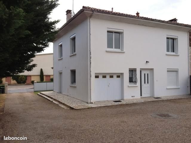 Maison à louer, 180m², Le Fleix