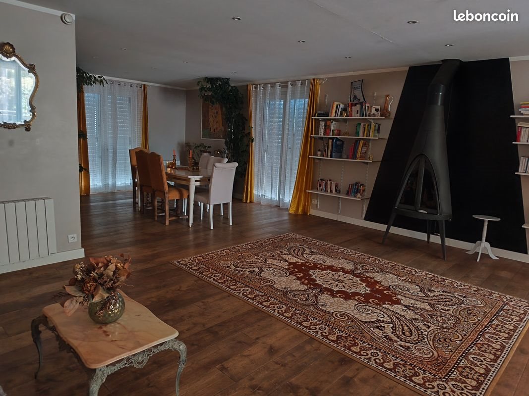 Maison à vendre, 240m², Chambéon
