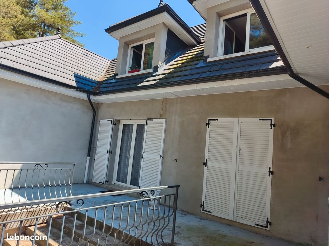 Maison à vendre, 240m², Chambéon