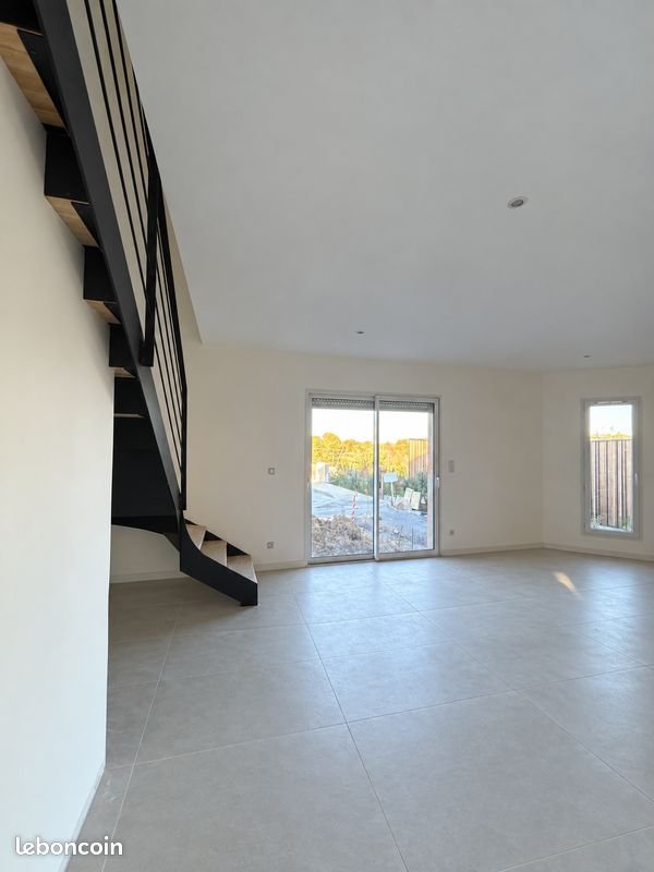 Maison à louer, 120m², Saint-Médard-d'Eyrans