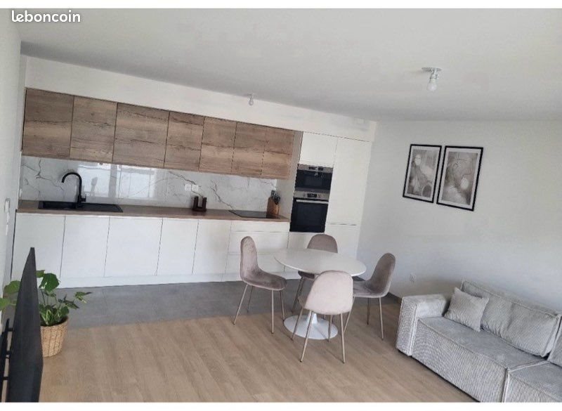 Appartement à louer, 64m², Bordeaux