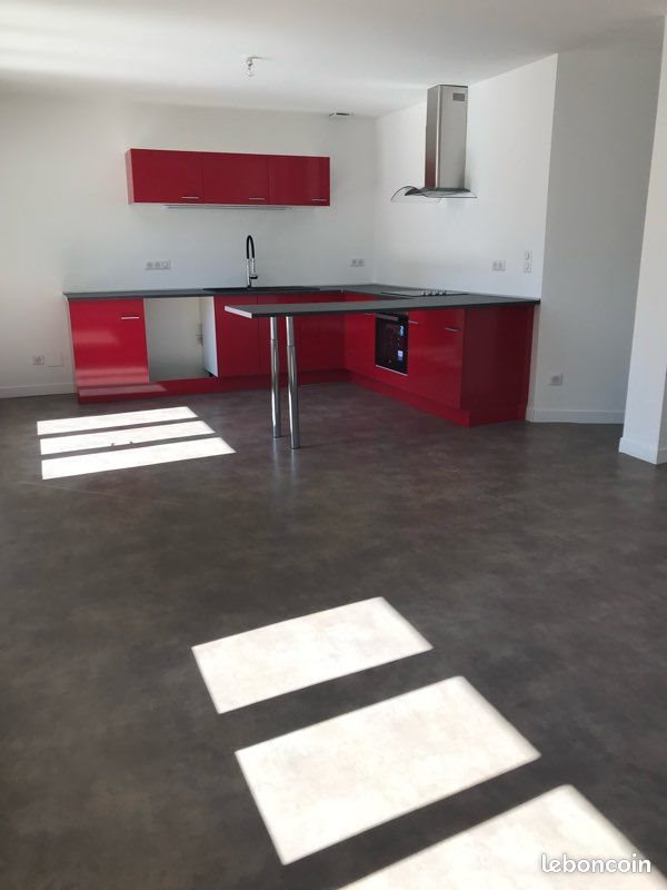 Appartement à louer, 71m², Lourdes