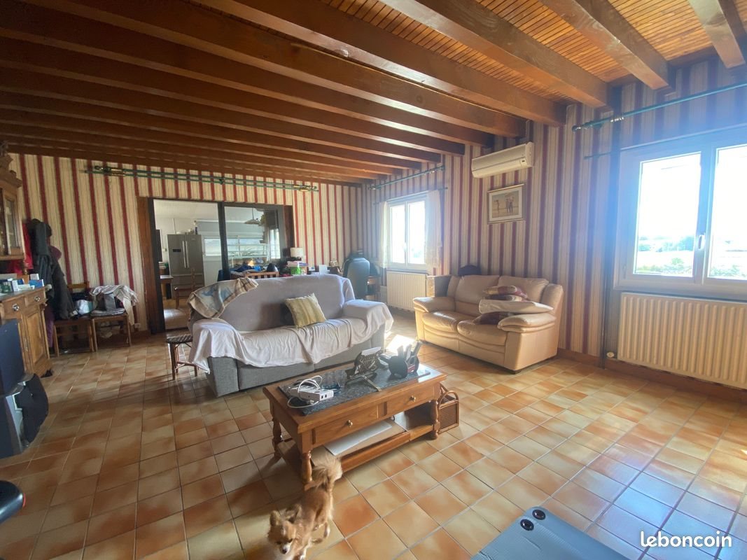 Maison à vendre, 198m², Châlus